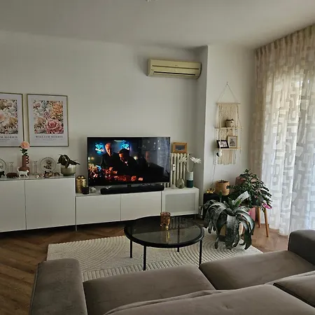 Renove Dernier Etage En Et Au Calme Apartment